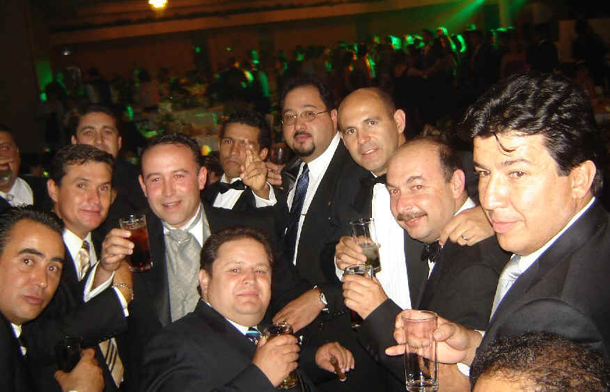 Tony Turbo, Roberto Gonzlez, Heber Lara, Victor Mattar, Paco Velazco, Gonzalo Monter y Dante Vallejo entre otros